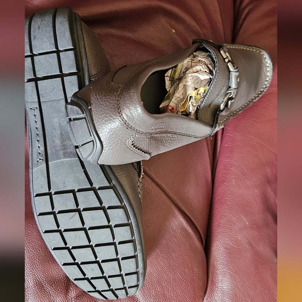 Guess GMMCKINLEY men loafers US 12 GREAT CONDITION - Picture 2 of 13